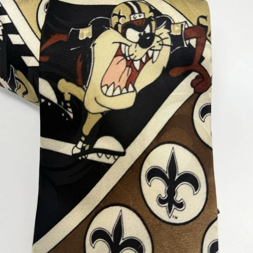 Vintage 1993 New Orleans Saints Looney Tunes 100% Silk Neck Tie